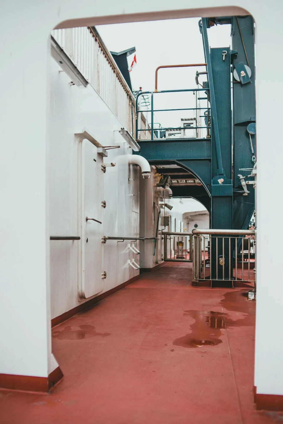 office decommissioning, corporate decommissioning, furniture removal, IT asset removal, data destruction services, office cleanout, nationwide decommissioning, sustainable decommissioning, asset recovery, space restoration